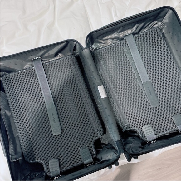 Rimowa Cabin Essential Sleeve Luggage - Picture 5 of 8